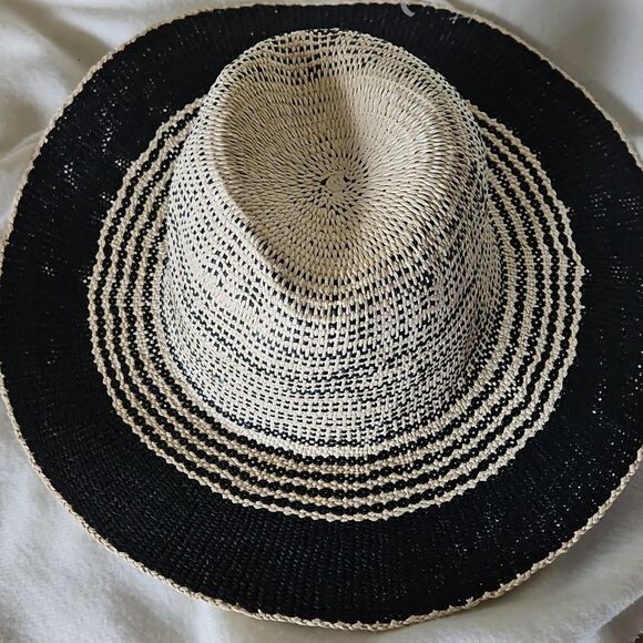 New Free People Soft Spoken Packable Hat - Picture 1 of 7